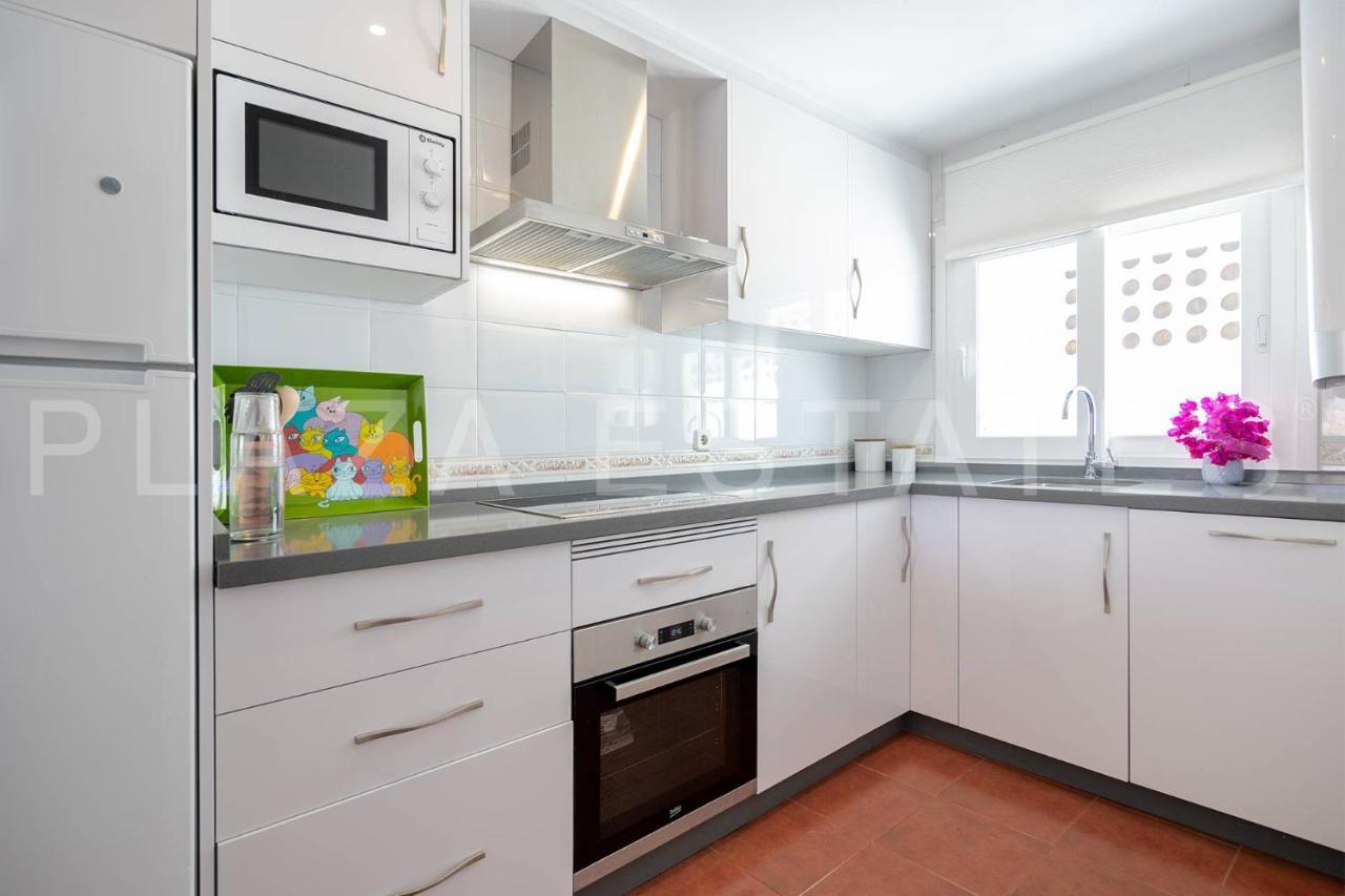 Bonito Piso A 300m De La Playa Appartement Nerja